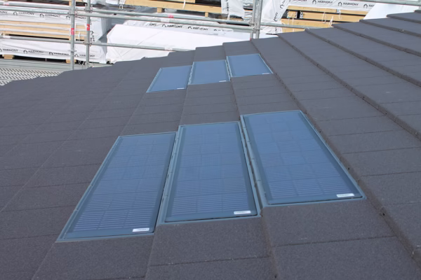 Dachówki fotowoltaiczne eQube